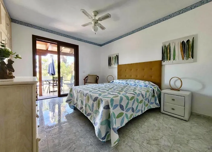 Vistas Golf Del Sur *